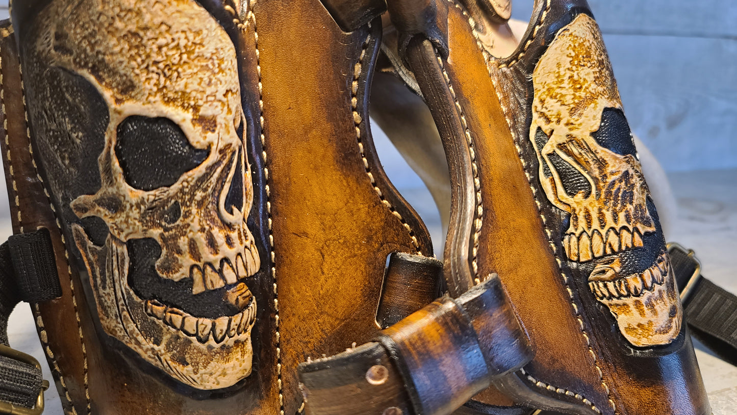 DOUBLE DRAW SKULL SHOULDER HOLSTER